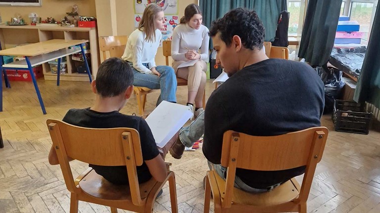 Psihosocijalna podrška obiteljima u riziku kroz mobilne timove u zajednici na području Peščenice i Žitnjaka